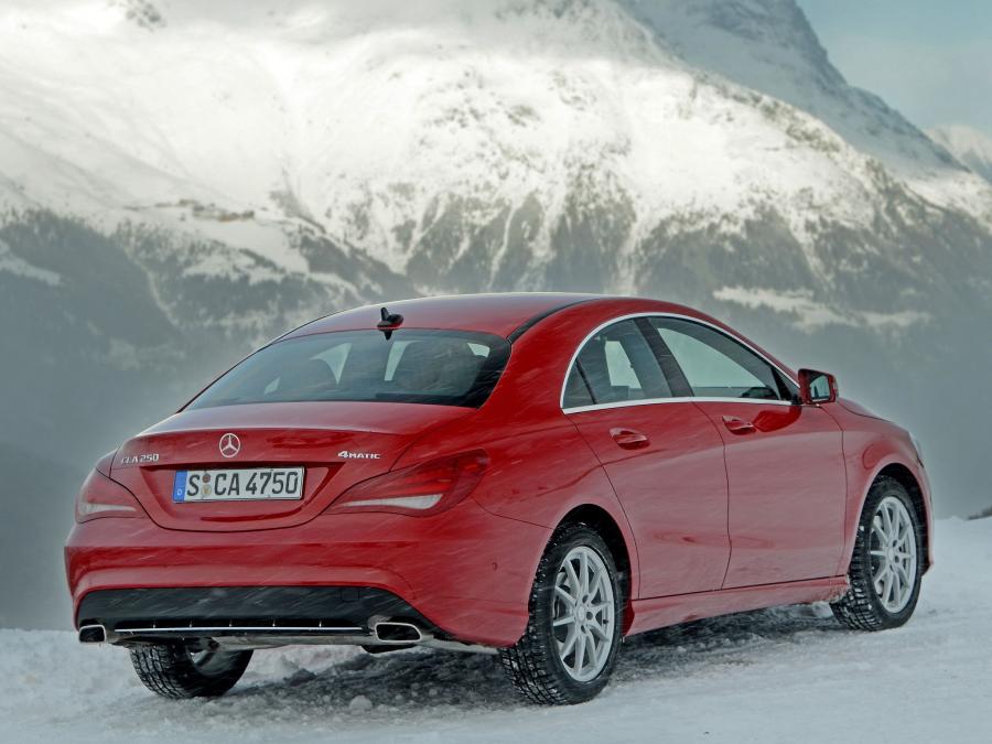  Mercedes-Benz CLA250 4Matic 2013 года  (фото 5 из 14)